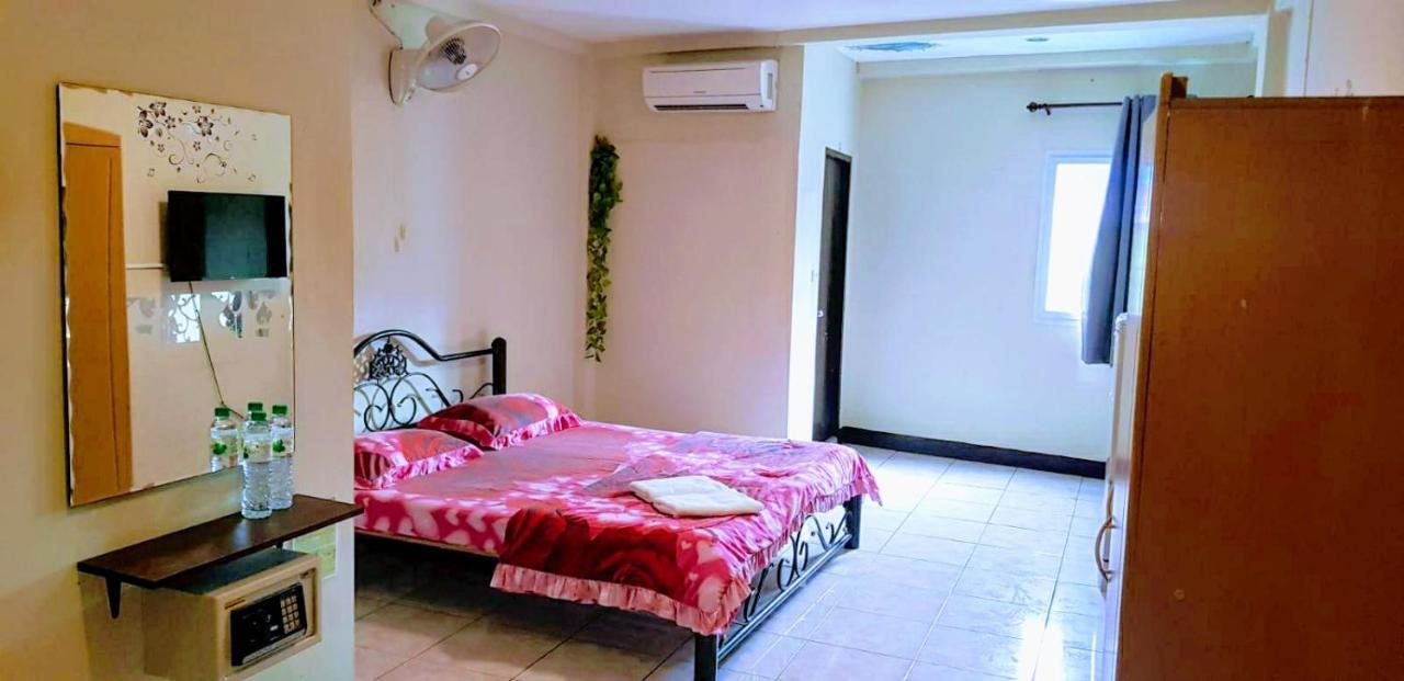 Walking Street Encore Hotel Pattaya Bagian luar foto